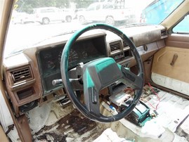 1985 TOYOTA PICK UP LONG BED WHITE 4WD EFI 22RE AT Z19632